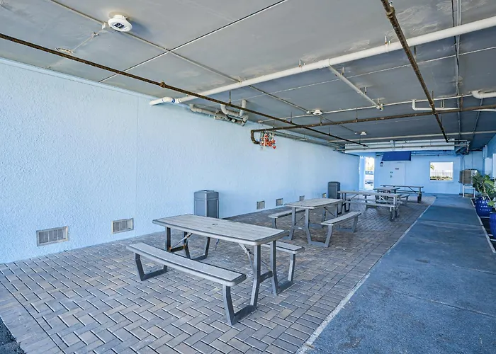 Dollar 511 * Clearwater Beach