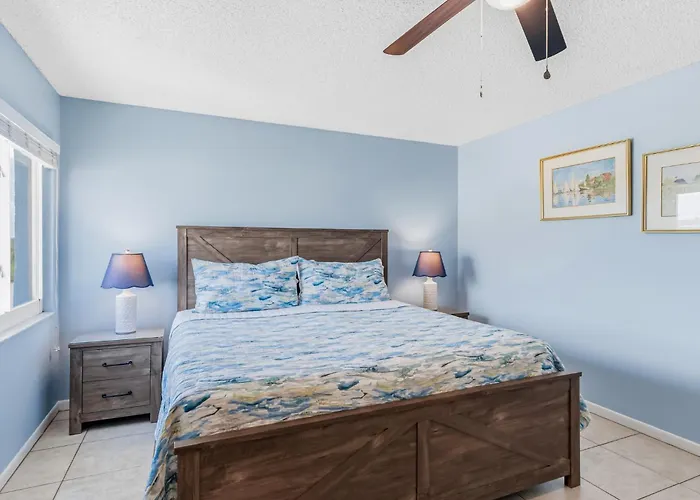 Dollar 511 * Clearwater Beach